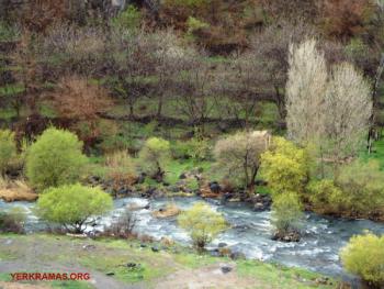Аштаракское ущелье