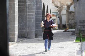 16-летняя Султан