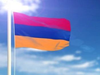 Скандал вокруг армянского триколора в Турции, или Кто сорвал азербайджанский флаг