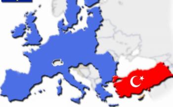  Еврокомиссия обнародует самый критичный доклад по Турции 