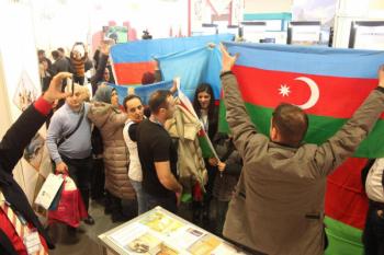 азербайджанцы на берлинской выставке