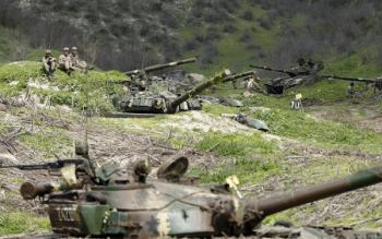 армянские танки в капонирах