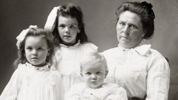 Белль Ганнесс