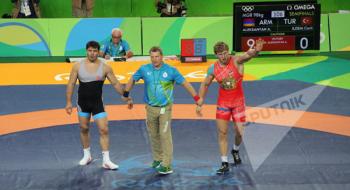 Артур Алексанян победил турка