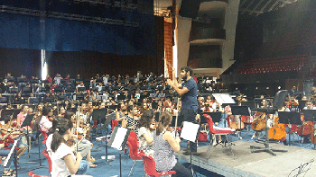 Сергей Смбатян