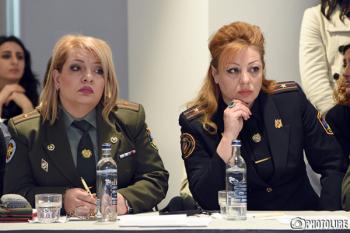 Женщины в армии