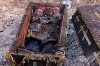 Гроб с останками русского генерала