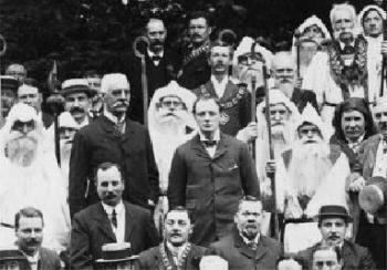 Черчилля принимают в ложу Черчилля принимают в ложу