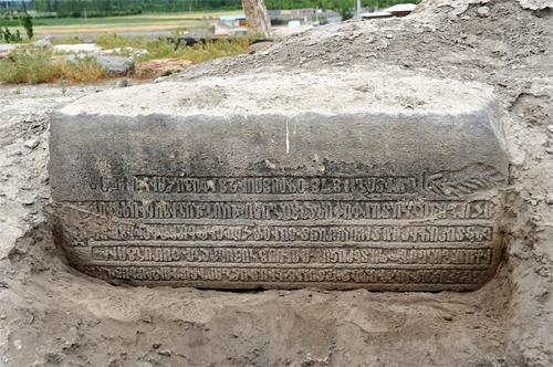 Могила архимандрита Егиазара в Паяджуке, Иран. Фото 2017 года