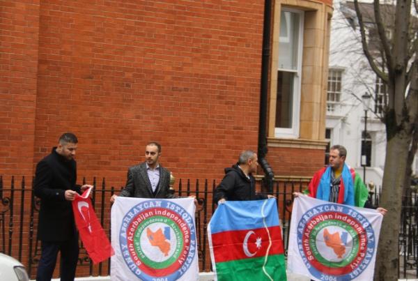 митинг азербайджанцев в Лондоне