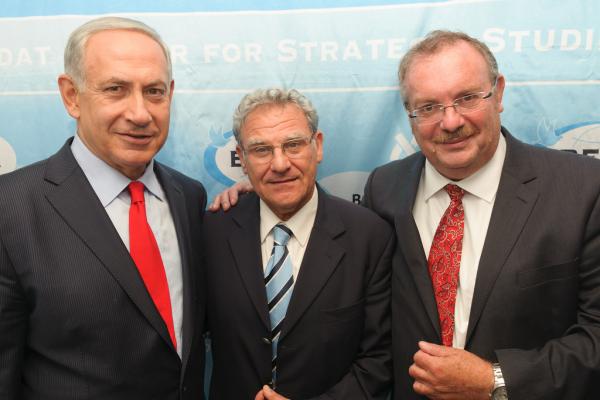 профессор Эфраим Инбар