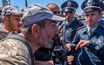 Никол Пашинян злой