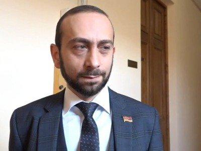 Вопрос журналиста оскорбил Арарата Мирзояна