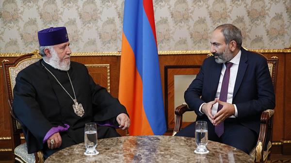 Армянская Церковь ждет разъяснений от Пашиняна