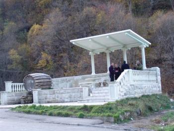 бочка на трассе