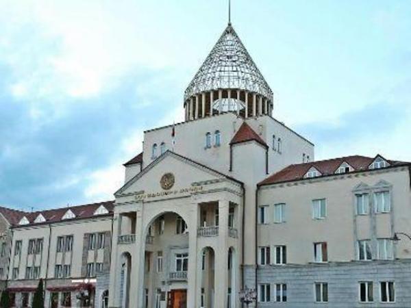  По случаю 31-й годовщины погромов армян в Сумгаите фракции парламента Арцаха выступили с заявлением 
