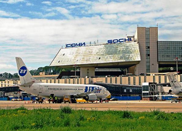 Уволенные работники аэропорта Сочи готовят жалобу в прокуратуру