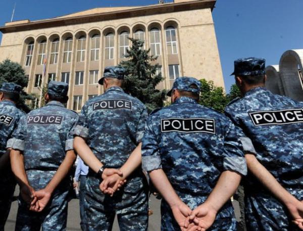 Защита главы КС Армении считает незаконным заявление Генпрокуратуры по его делу