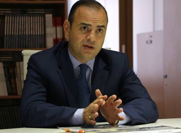 Комиссар предрекает сокращение армянской диаспоры на миллионы