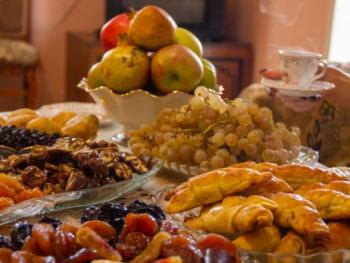 новогодний стол